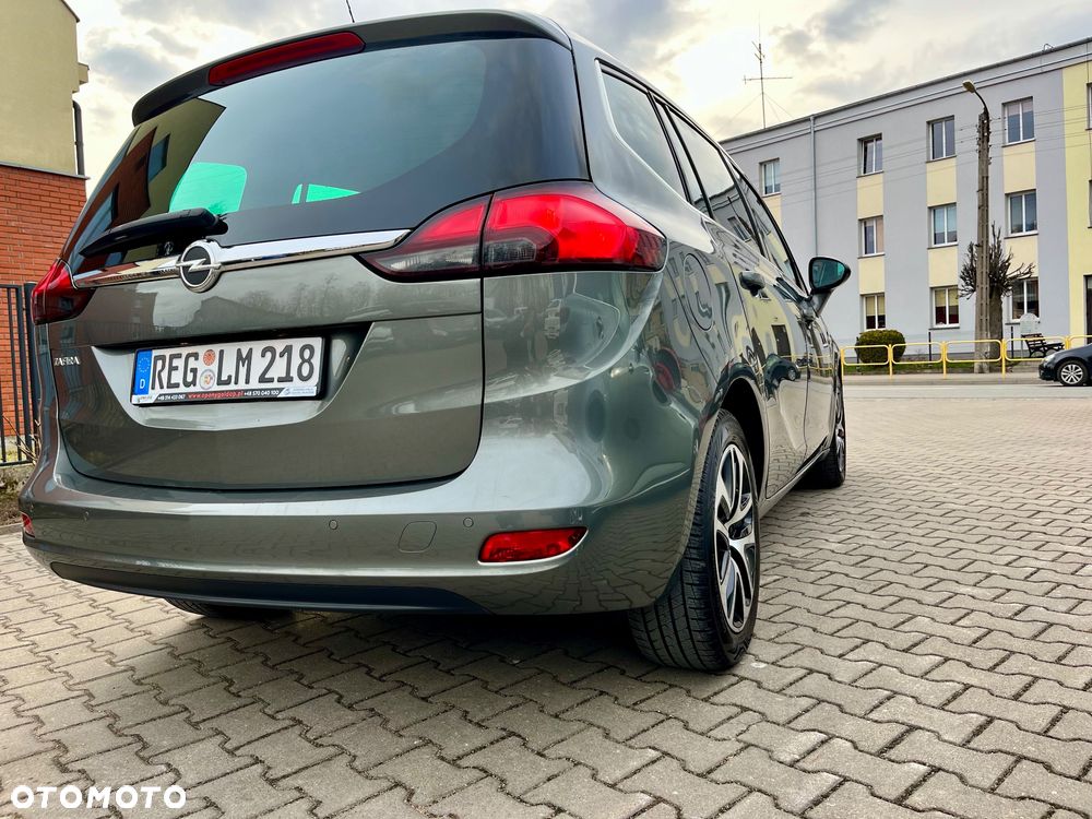Opel Zafira - 28