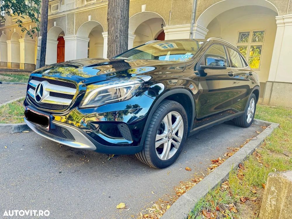 Mercedes-Benz GLA 180 - 2