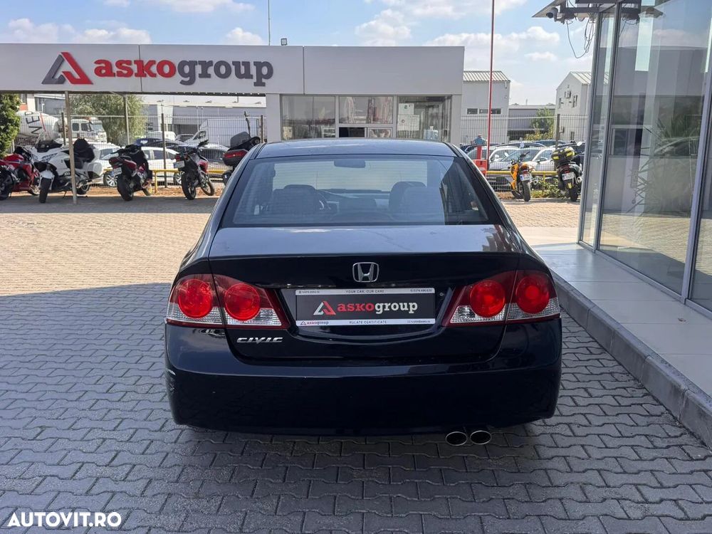 Honda Civic - 8