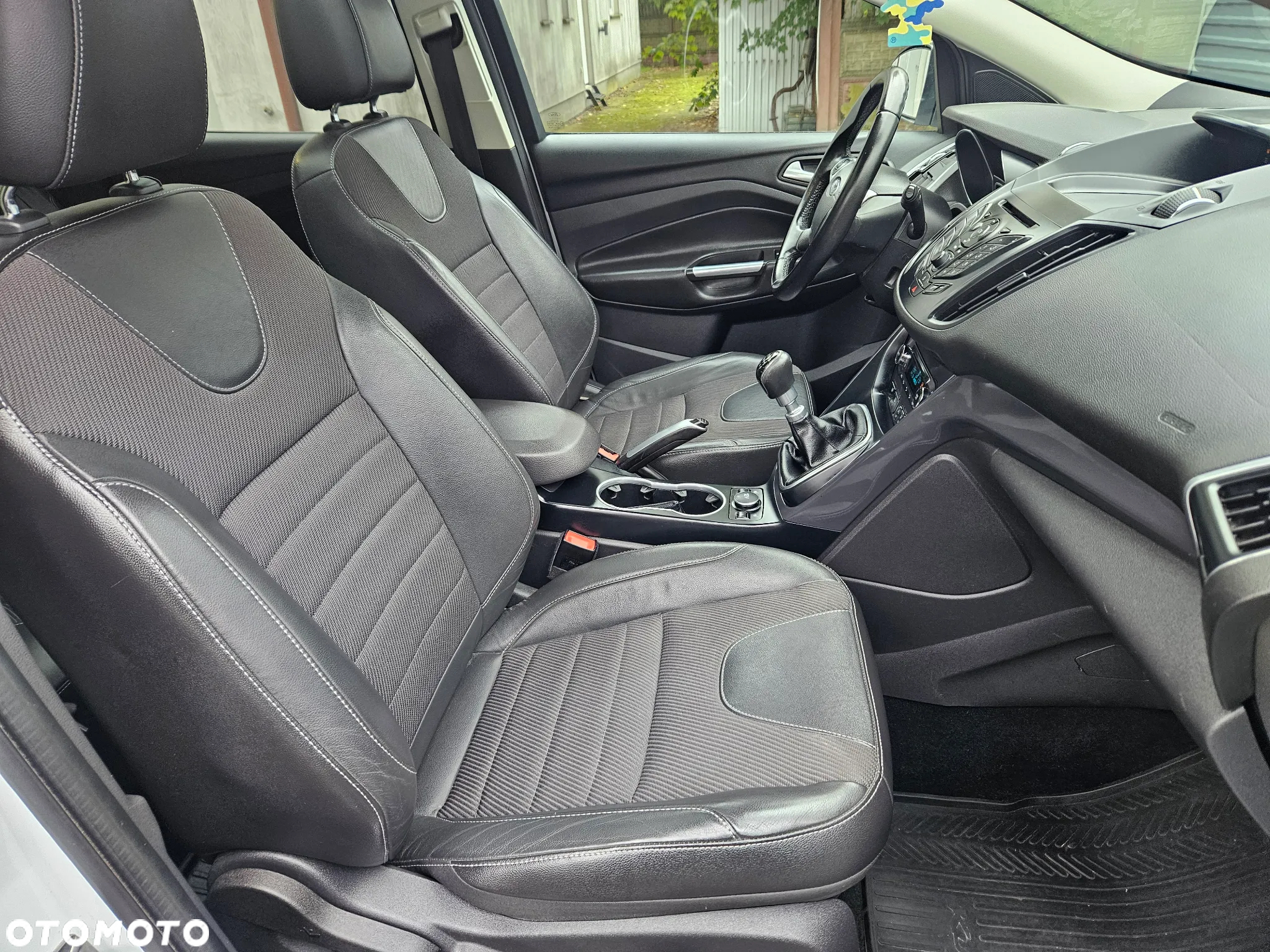Ford Kuga 1.5 EcoBoost FWD Titanium ASS - 25