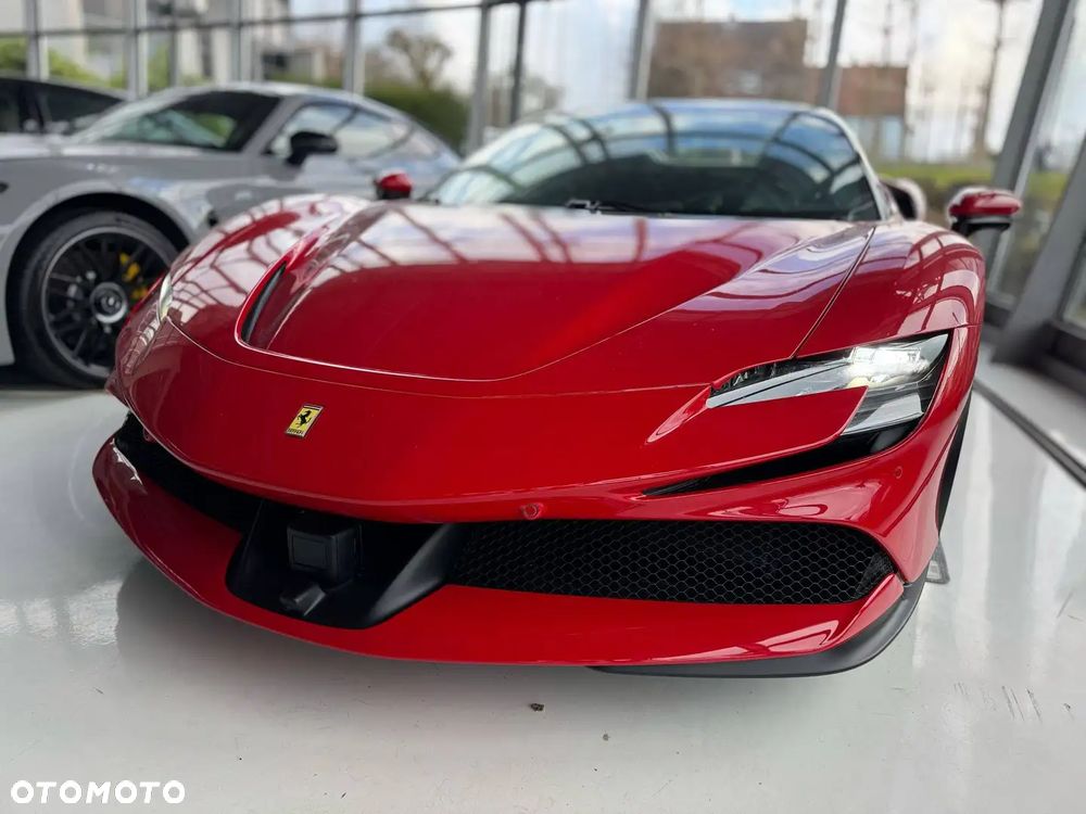 Ferrari SF90 Spider - 4