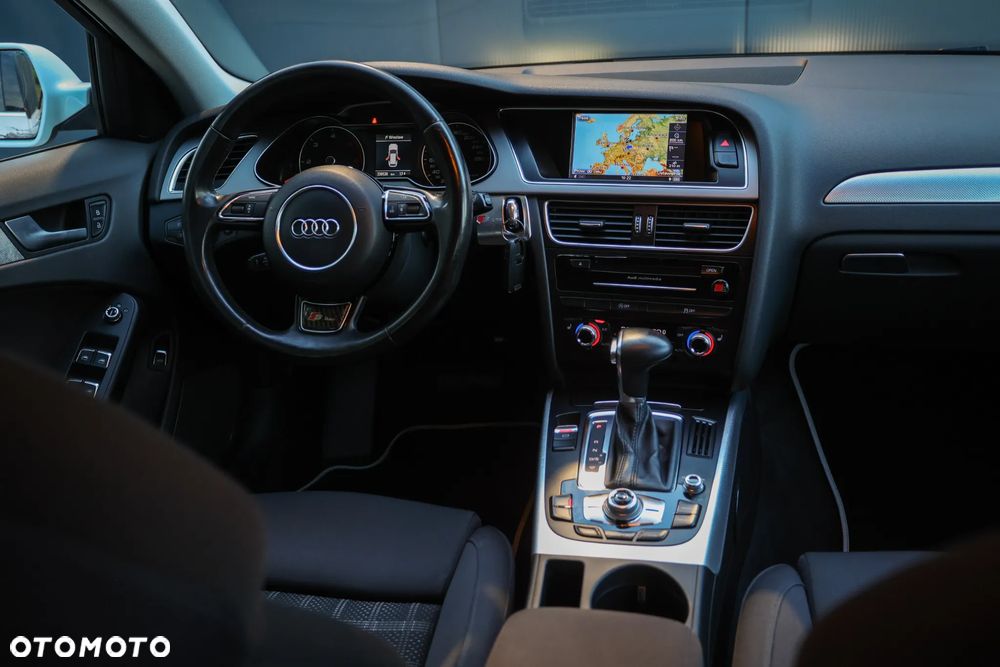 Audi A4 Avant 2.0 TDI DPF quattro S tronic S line Sportpaket - 20