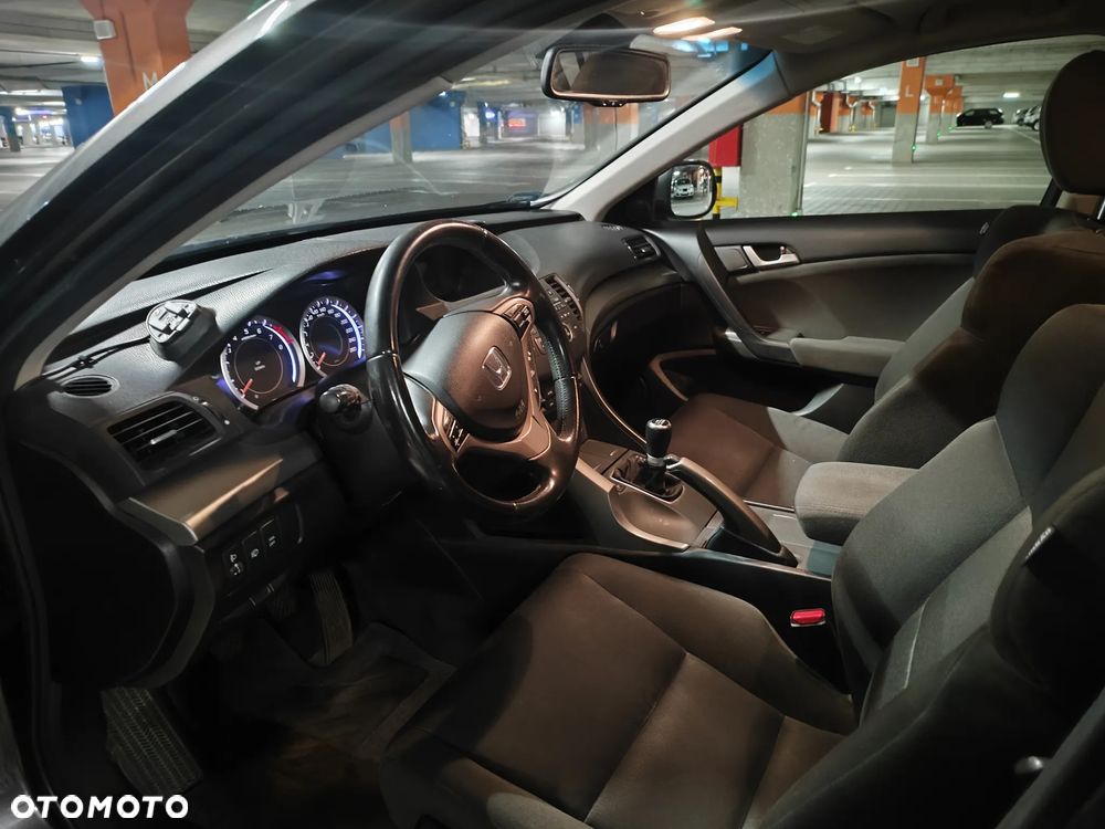 Honda Accord 2.0 Elegance - 9