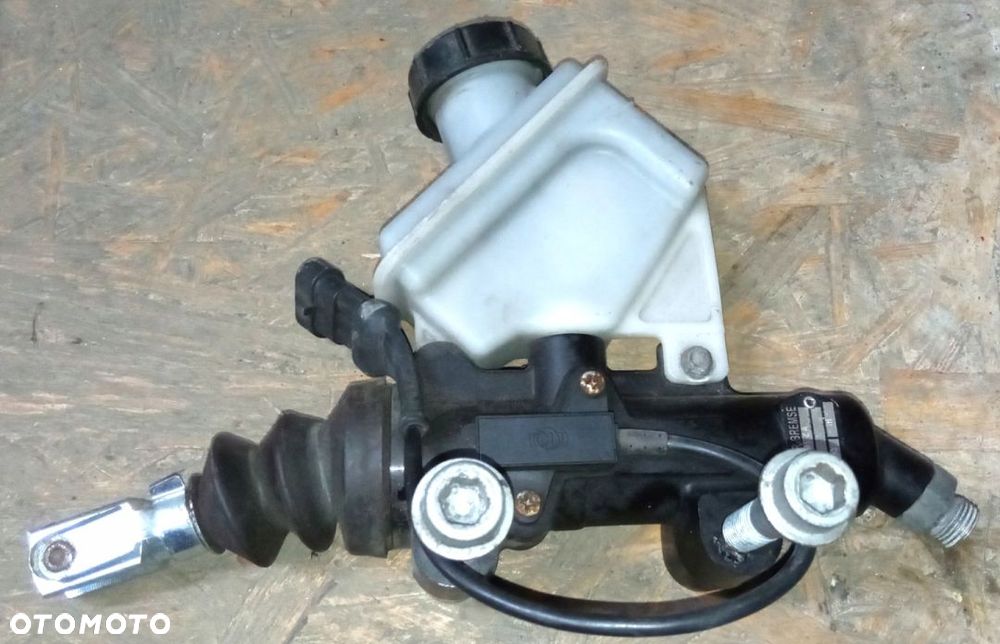 Pompka siłownik sprzęgła Iveco Stralis