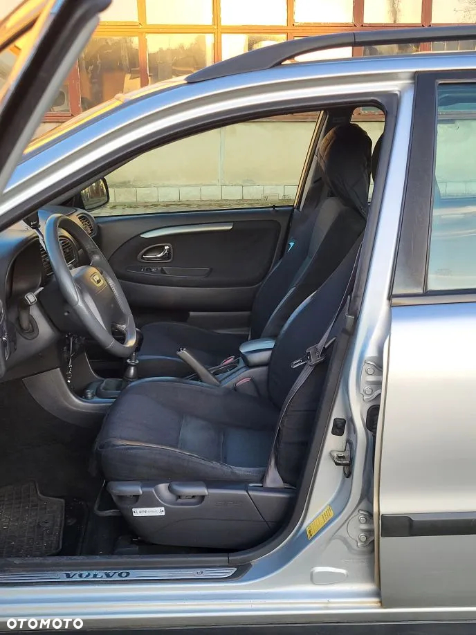 Volvo V40 1.8 X look - 5