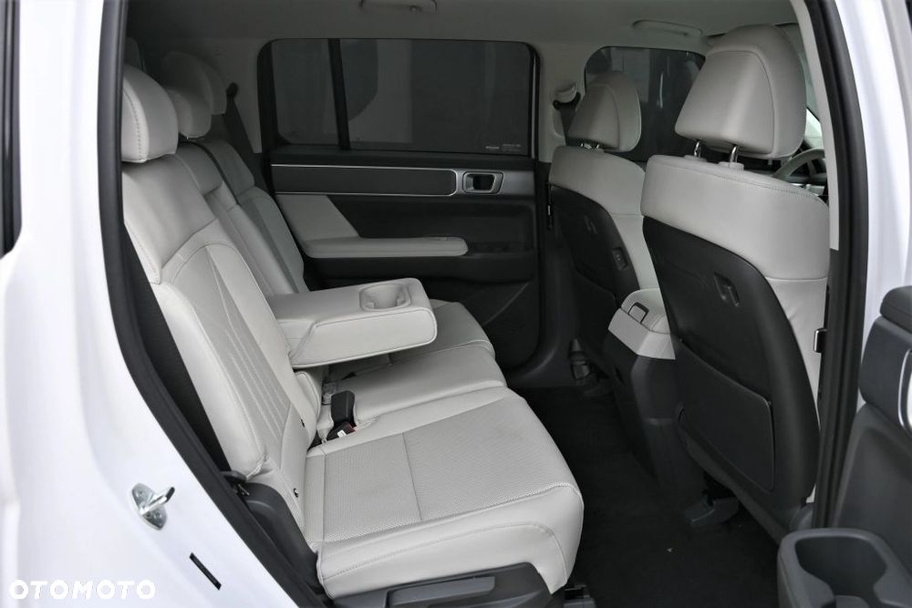 Hyundai Santa Fe - 21