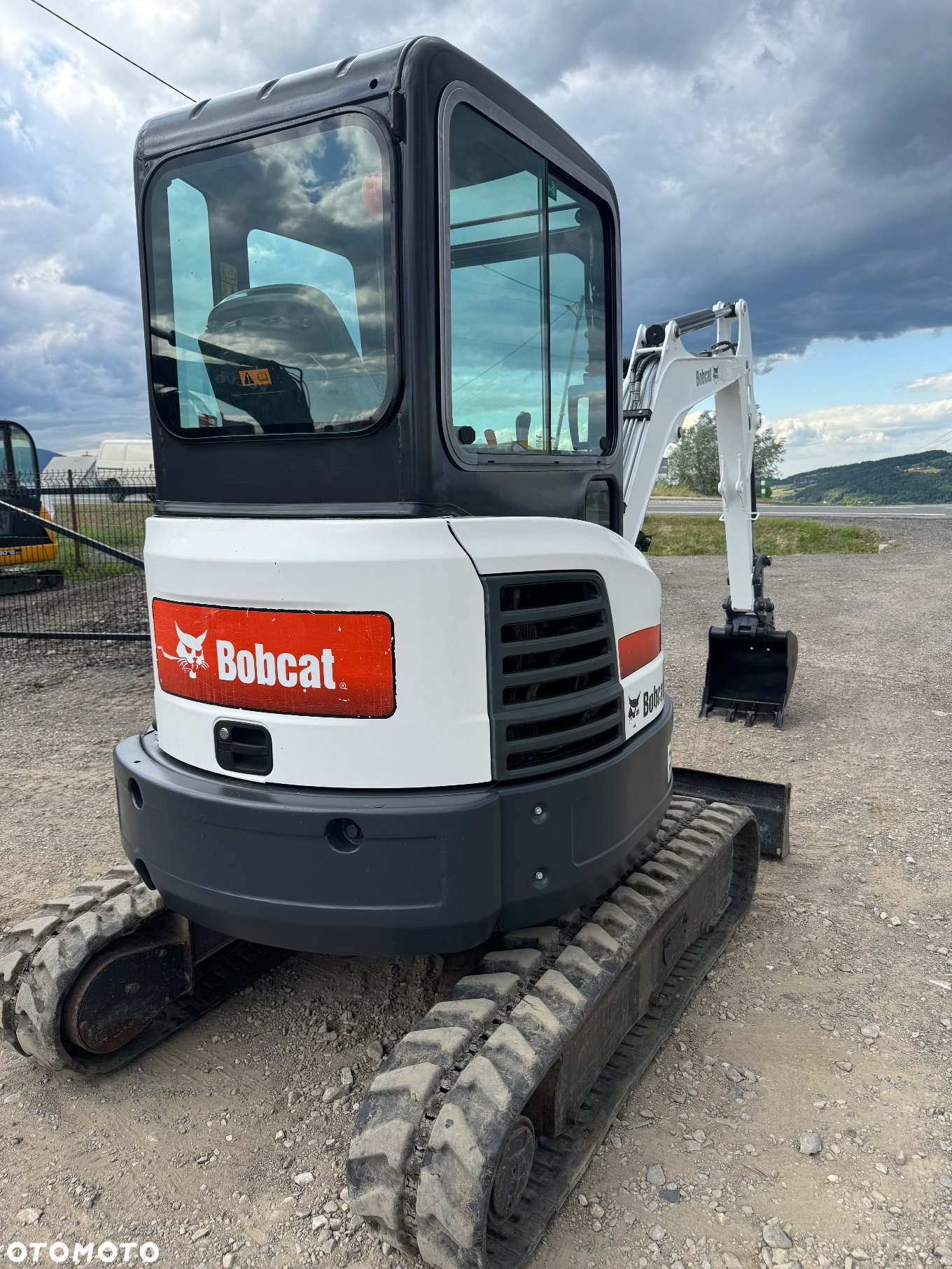 Bobcat E26 - 13