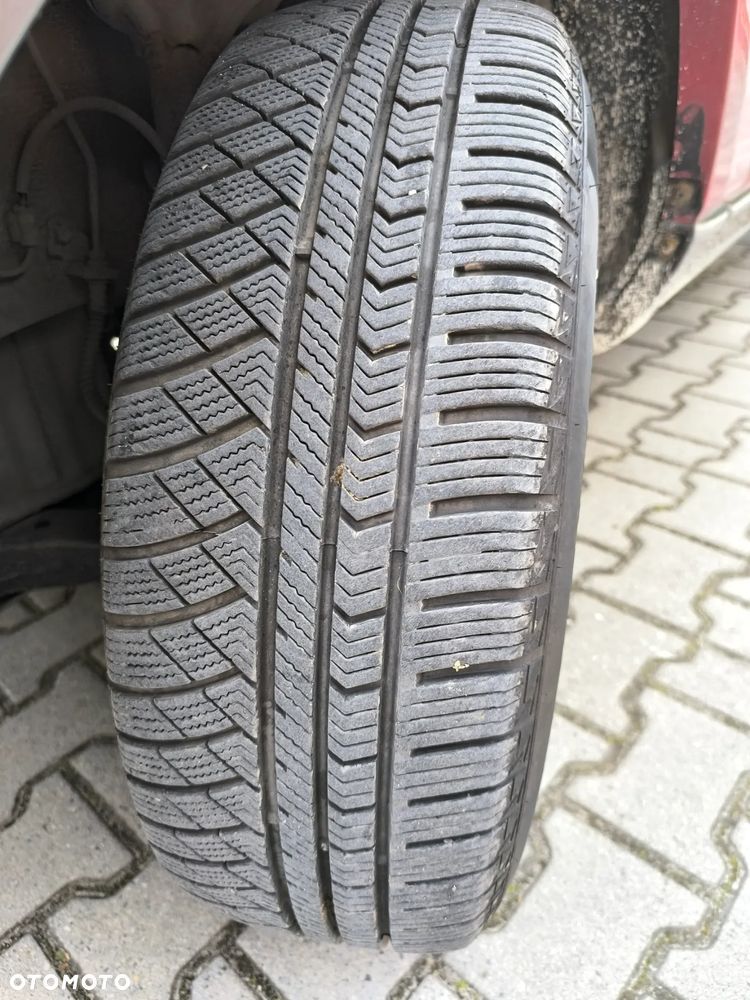 Kia Sportage 2.0 CRDi Tour - 9