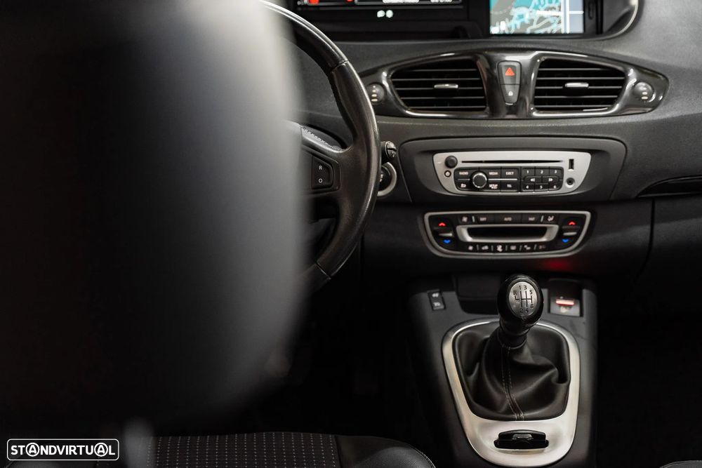 Renault Grand Scénic 1.5 dCi Dynamique S SS - 11