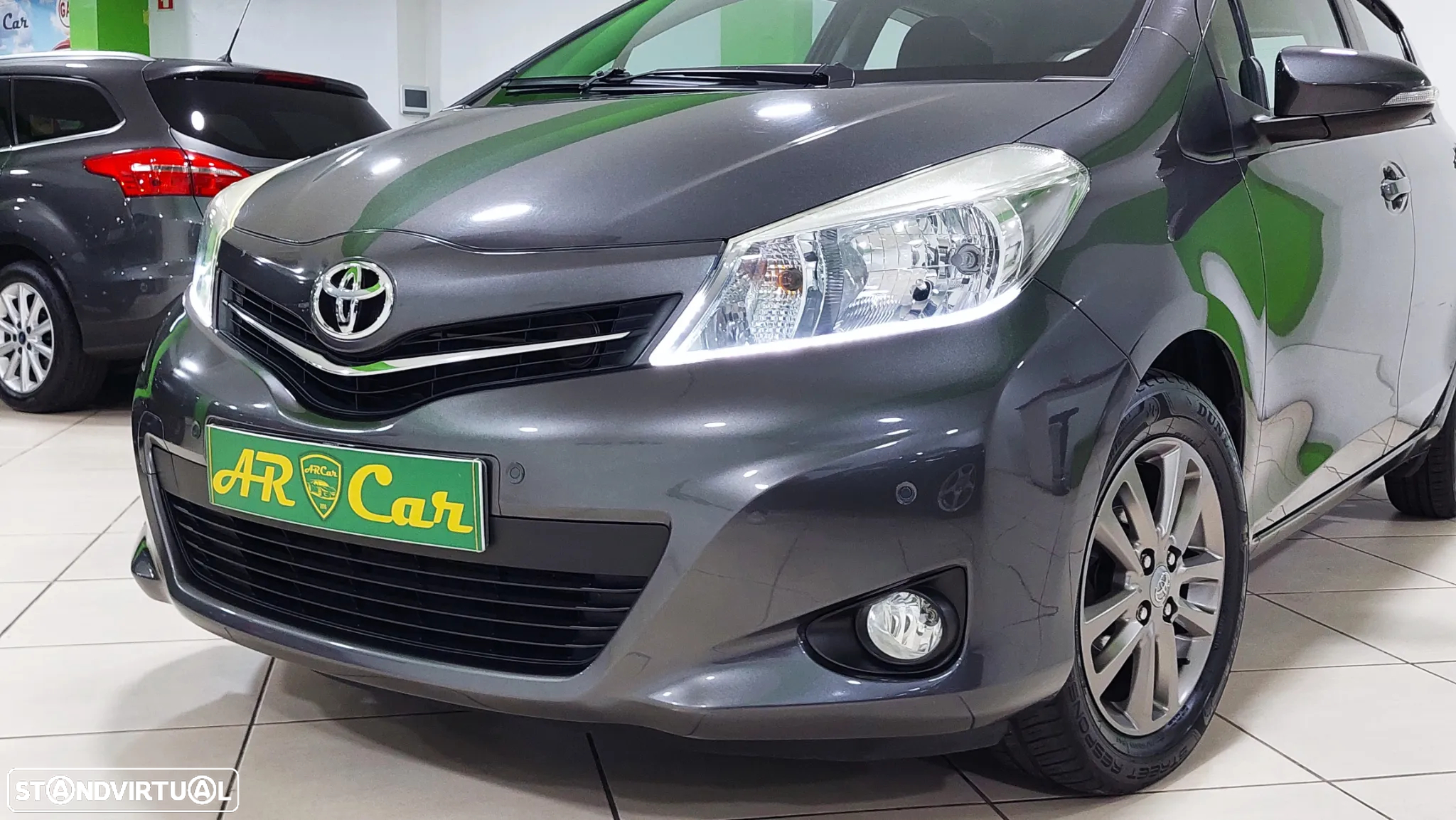 Toyota Yaris 1.0 VVT-i Comfort +PS Style +P.Techno - 23