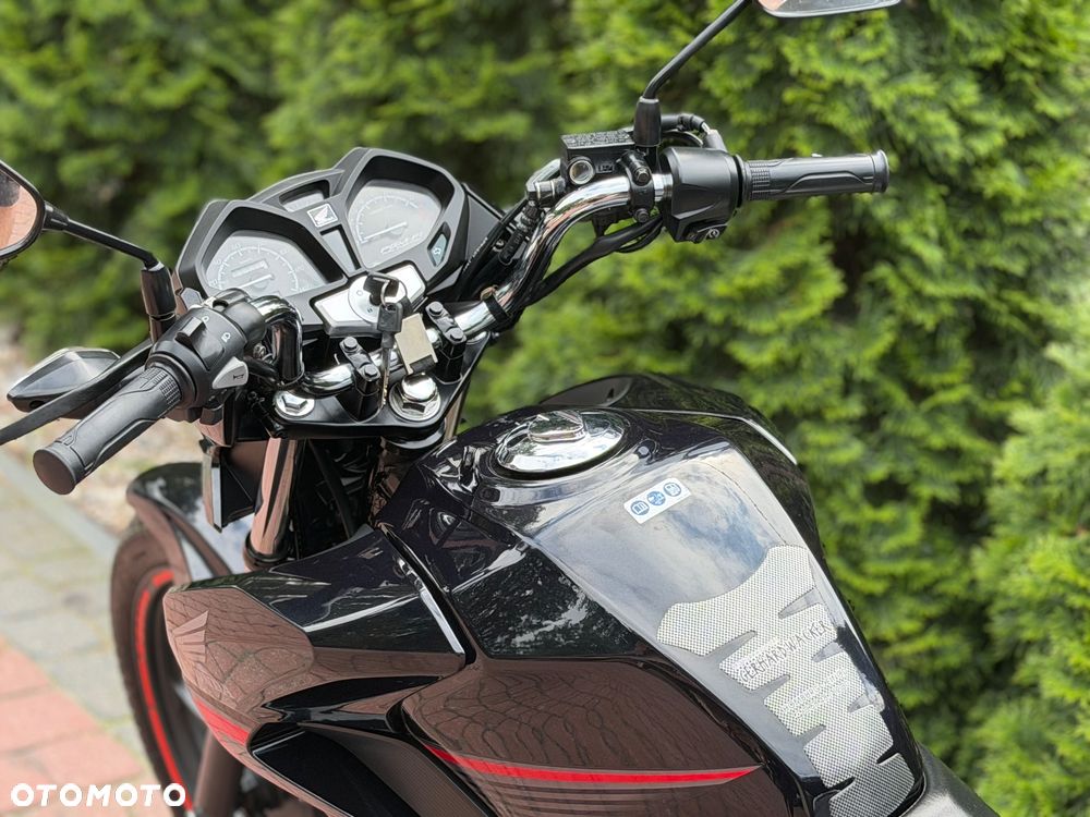 Honda CB - 15