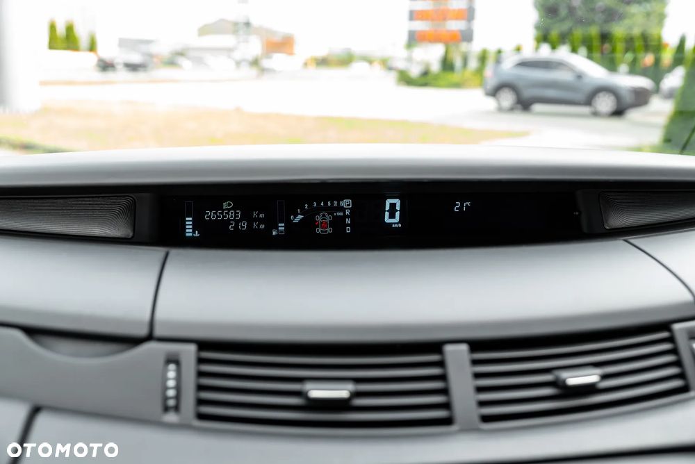 Renault Espace 2.0 Dynamique - 24