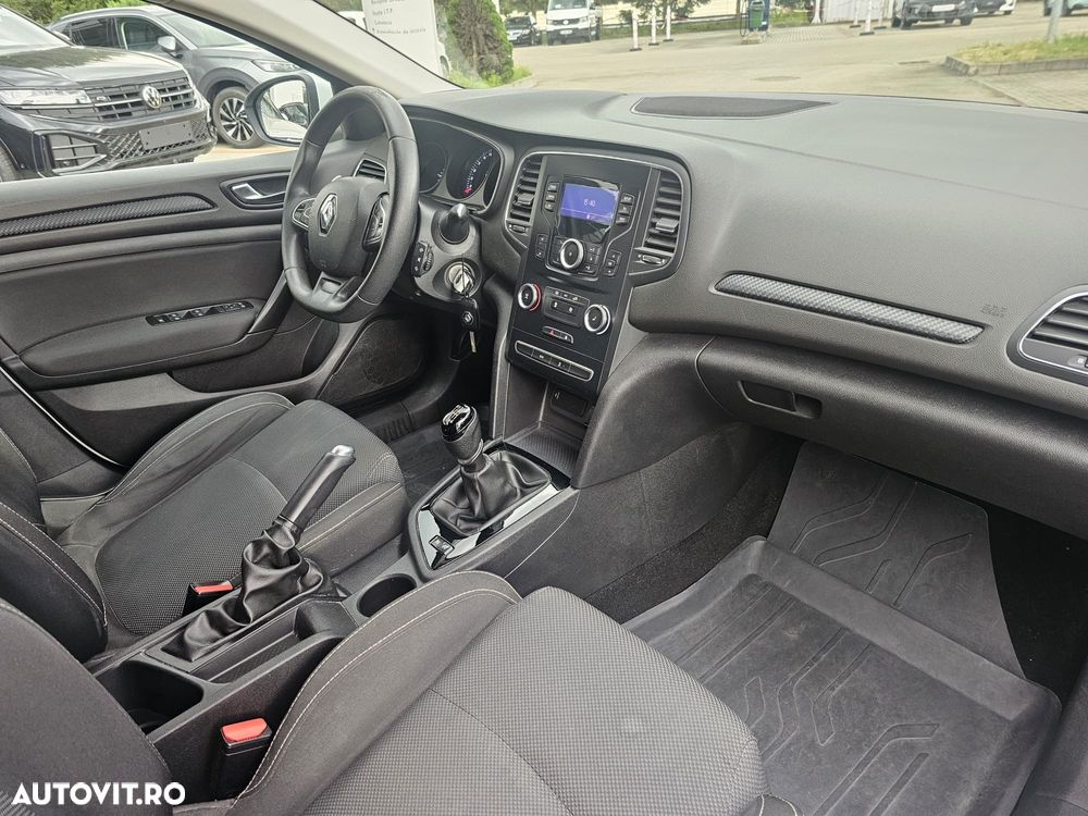 Renault Megane - 10