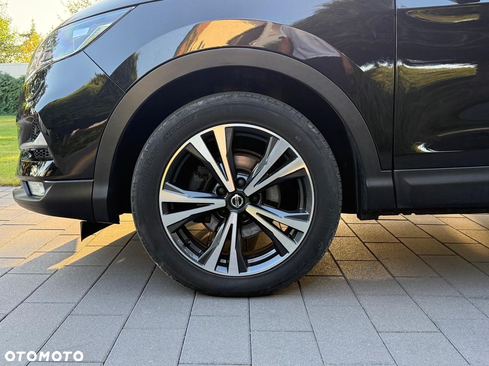 Nissan Qashqai 1.7 dCi Xtronic ALL-MODE 4x4i TEKNA - 5
