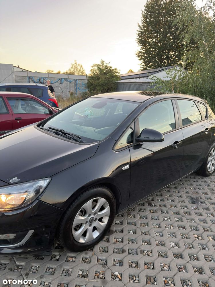 Opel Astra 1.7 CDTI ecoFLEX - 8