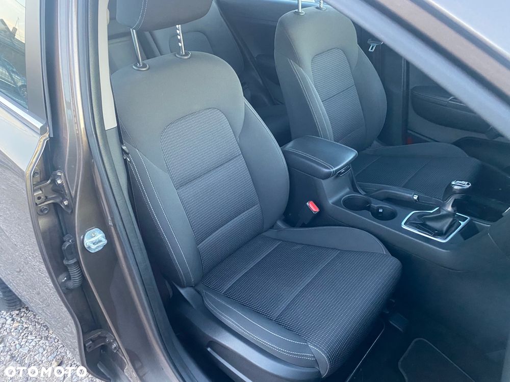 Kia Sportage 1.6 GDI 2WD Vision - 26