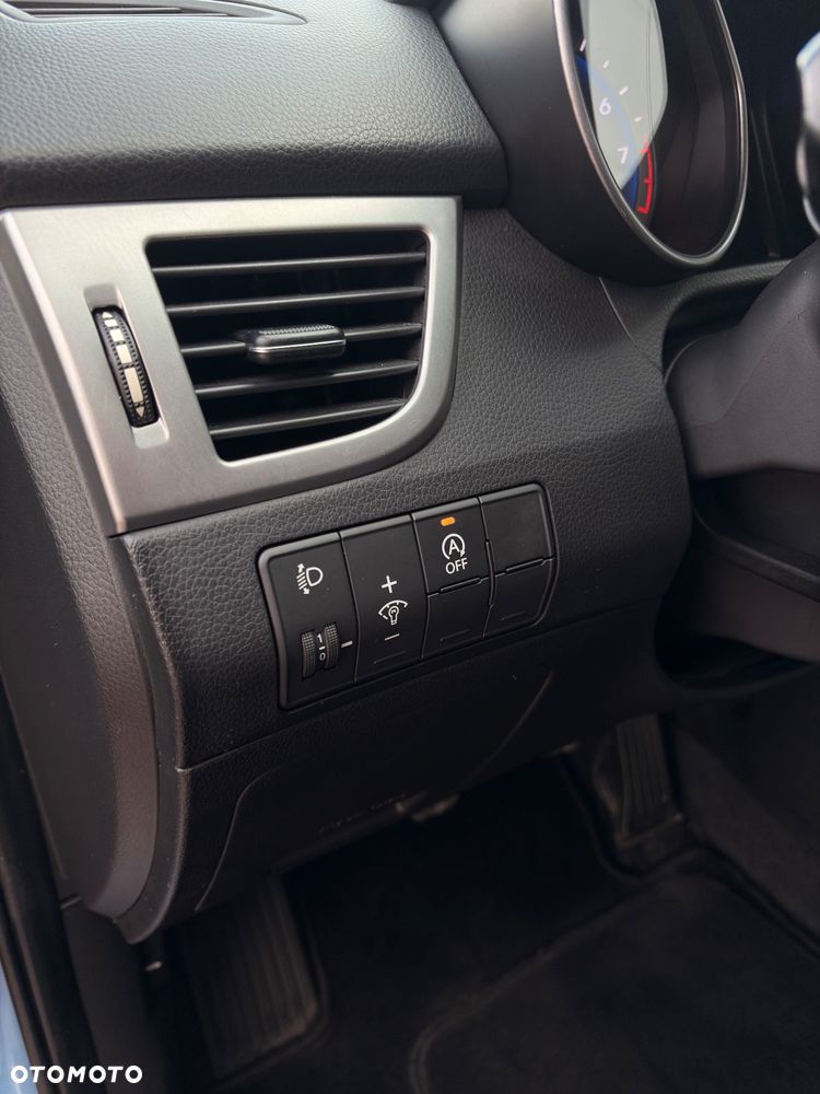 Hyundai i30 1.4 Classic + - 12