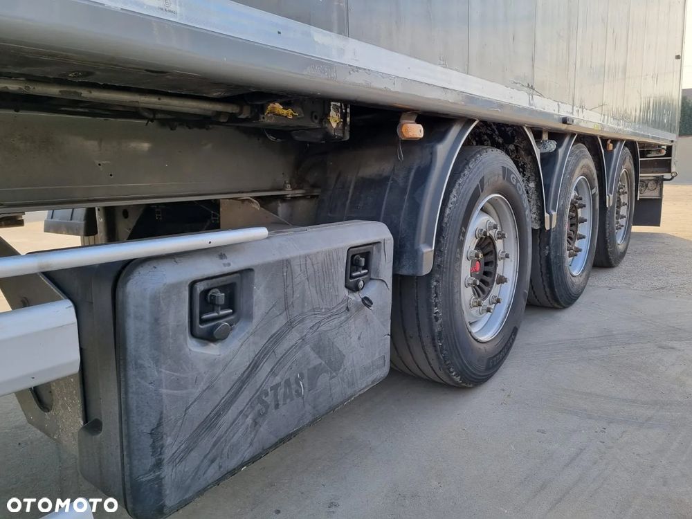 Stas Ruchoma podłoga 92m3 Podłoga 10 mm 2019 rok - 8