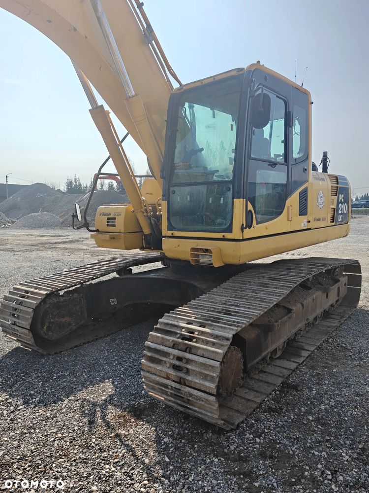 Komatsu PC210LC-8 - 6