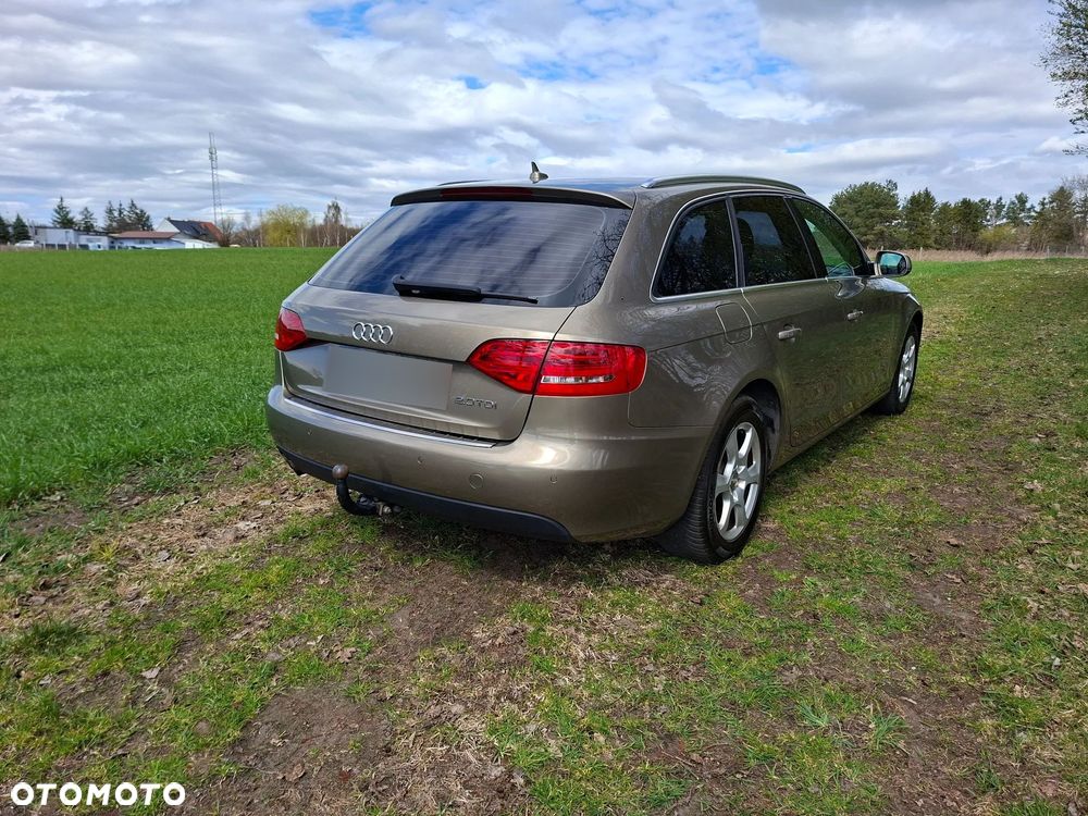 Audi A4 Avant 2.0 TDI - 6