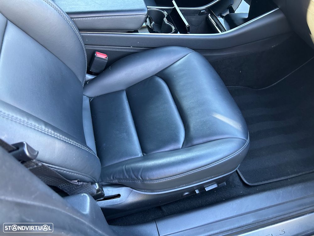 Tesla Model 3 Long Range Tração Integral - 29