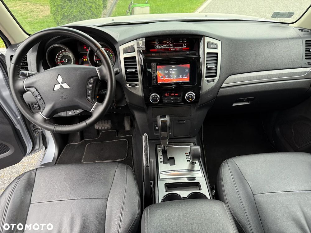 Mitsubishi Pajero 3.2 DID Instyle EU6 - 17