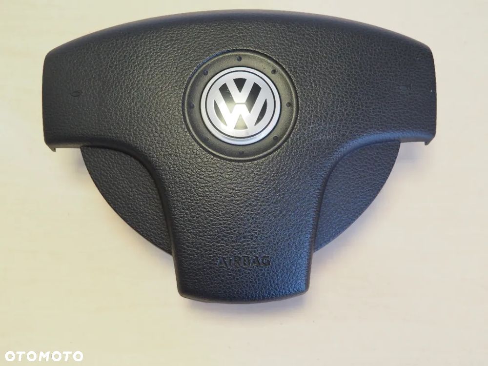Poduszka kierowcy airbag Volkswagen FOX 5Z0880201A
