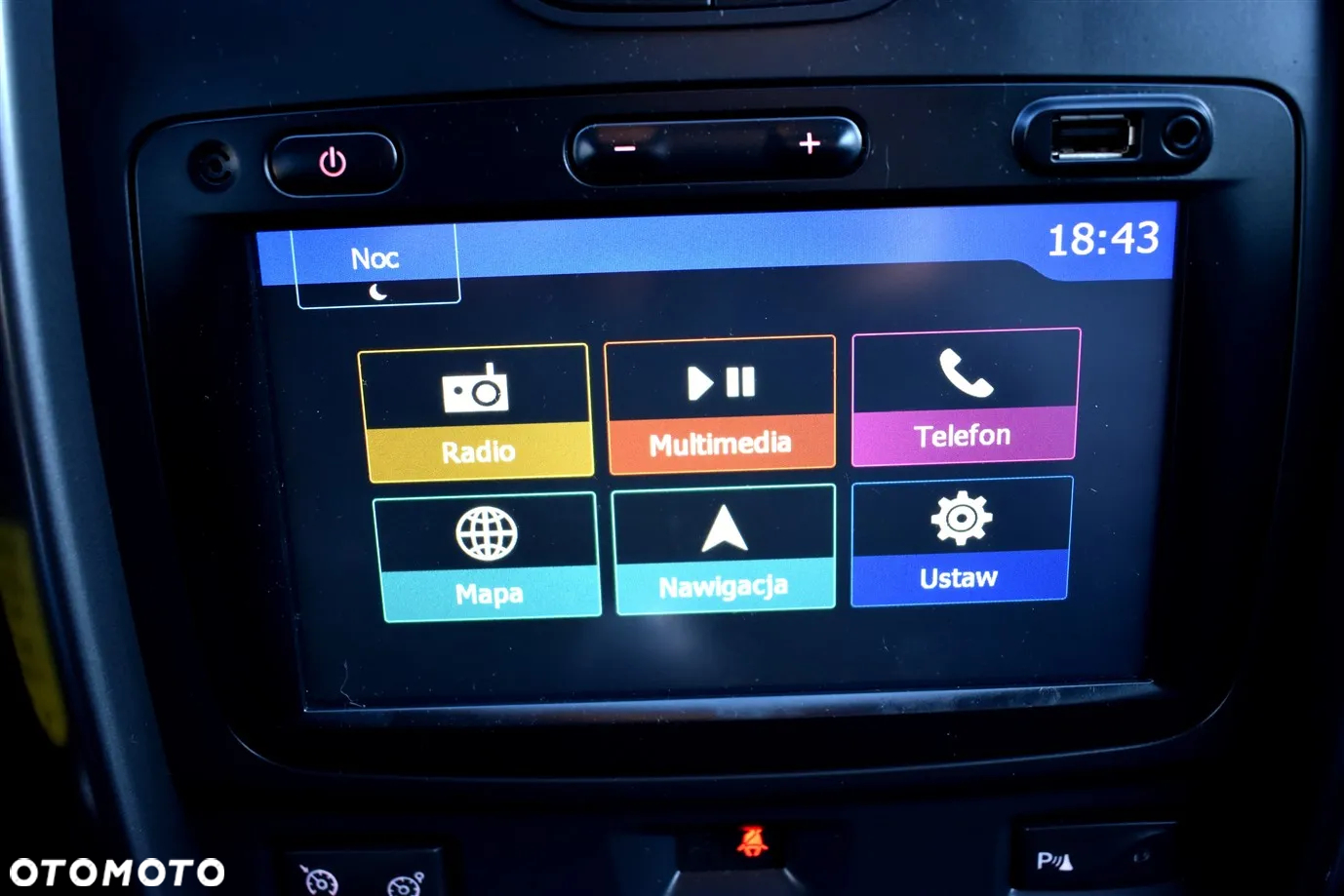 Dacia Duster 1.6 SCe Laureate S&S - 32