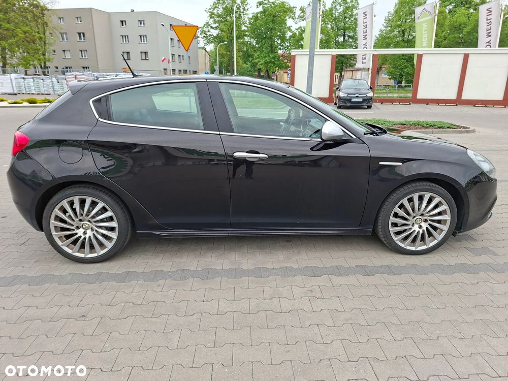 Alfa Romeo Giulietta 2.0 JTDM Distinctive TCT - 12