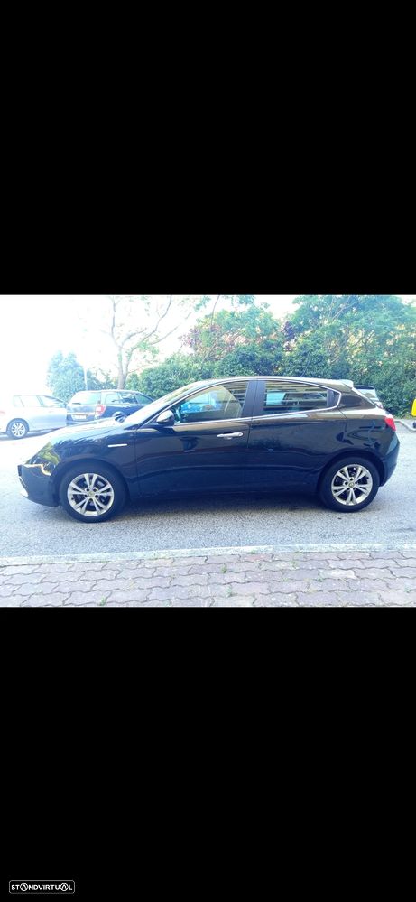 Alfa Romeo Giulietta 1.6 JTDM Distinctive 57X - 5