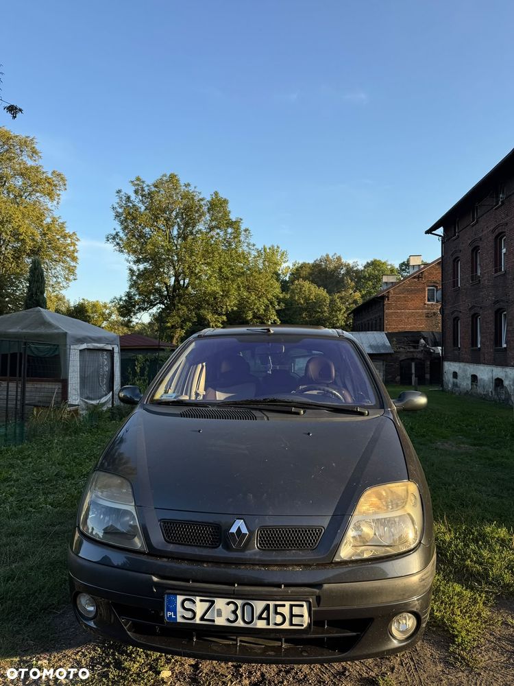 Renault Scenic - 2