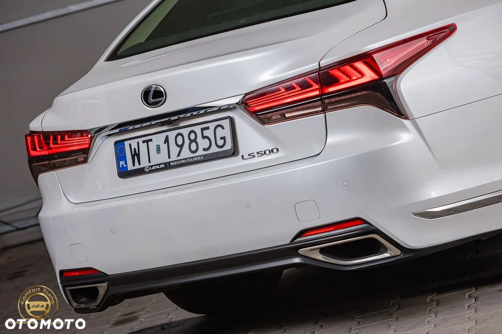 Lexus LS - 12