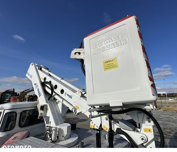 Land Rover Defender - 37