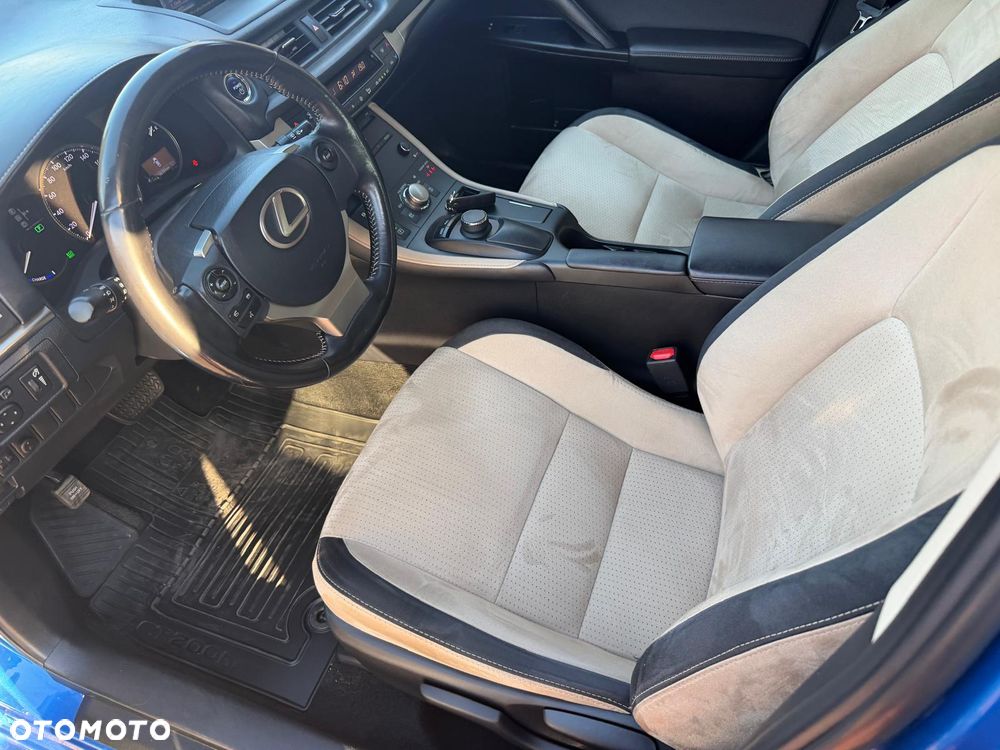 Lexus CT 200h Elegance EU6 - 14