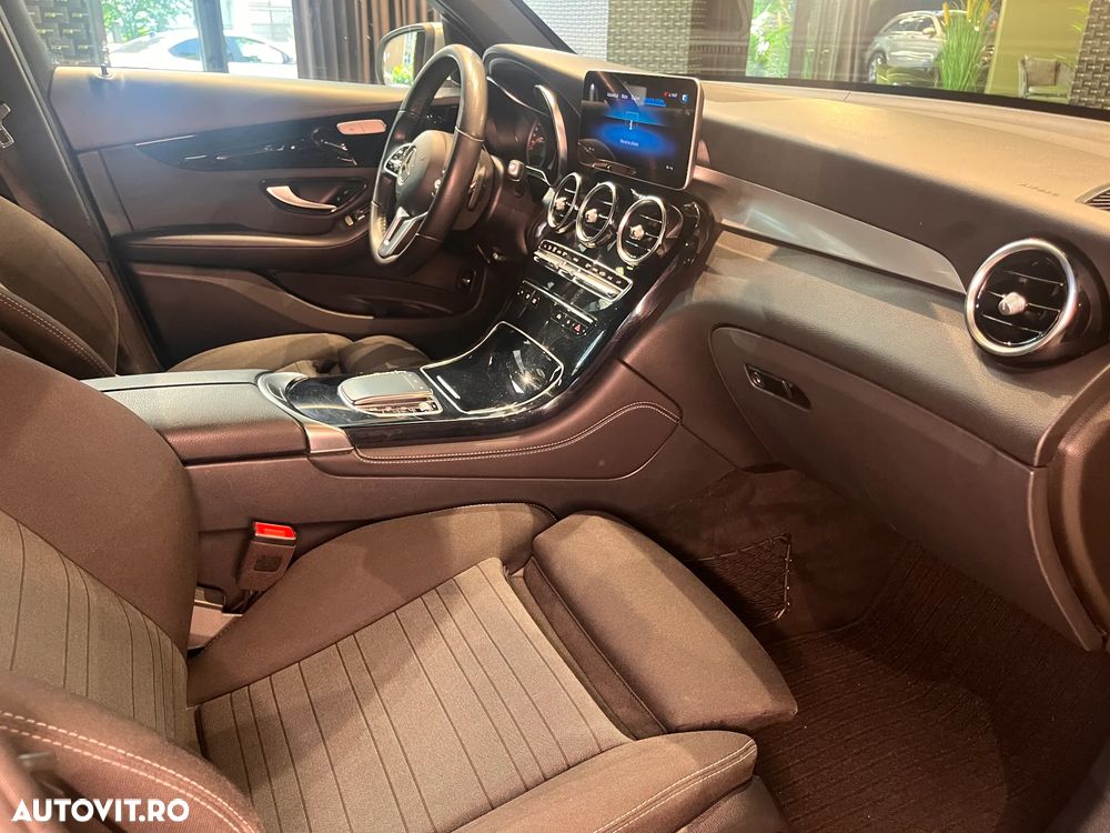 Mercedes-Benz GLC 200 4MATIC 9G-TRONIC - 16