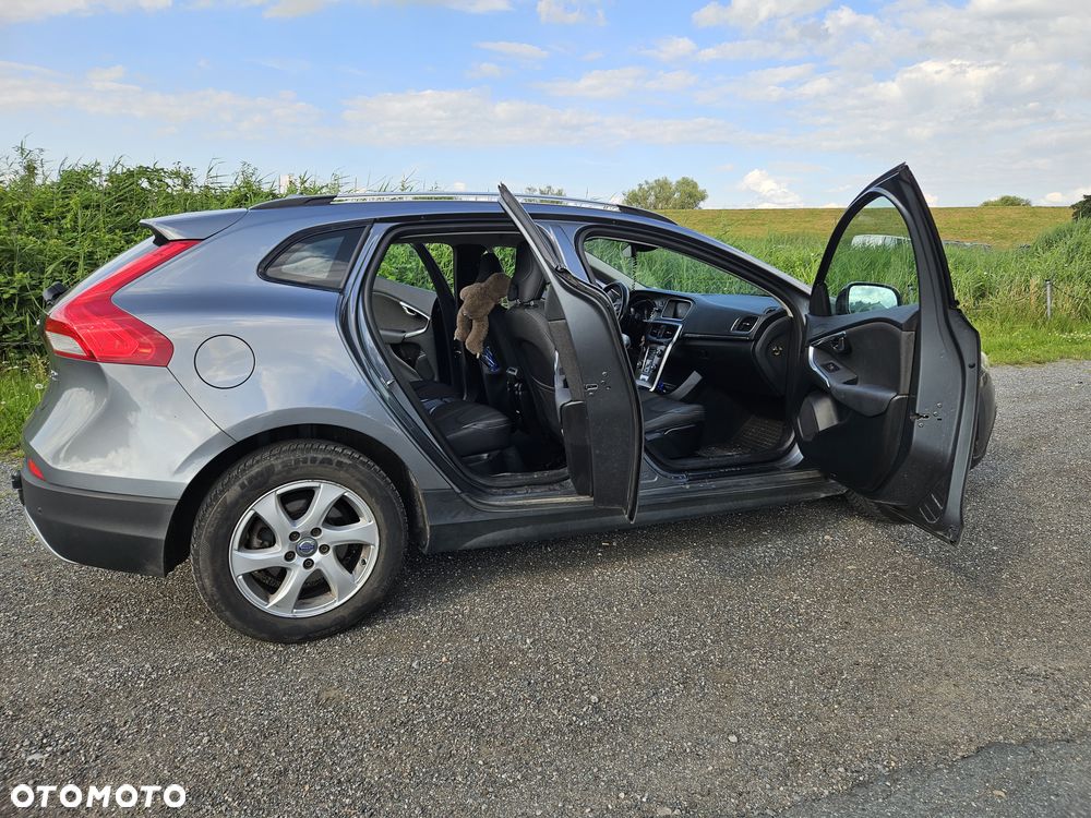 Volvo V40 D2 - 3