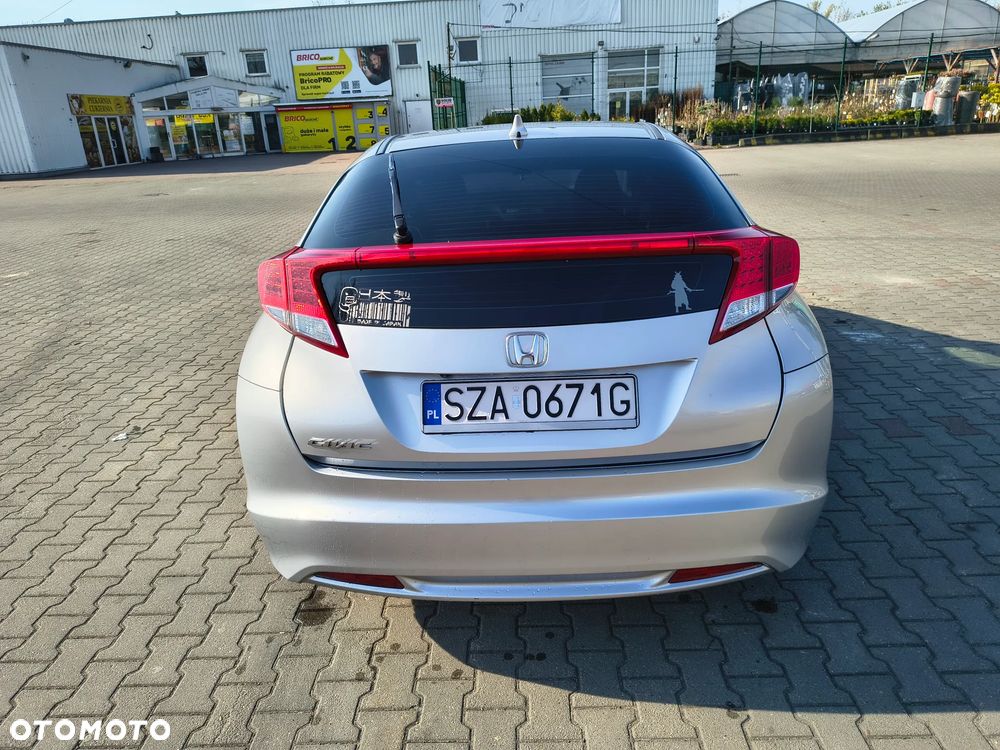 Honda Civic 1.4 i-VTEC - 3