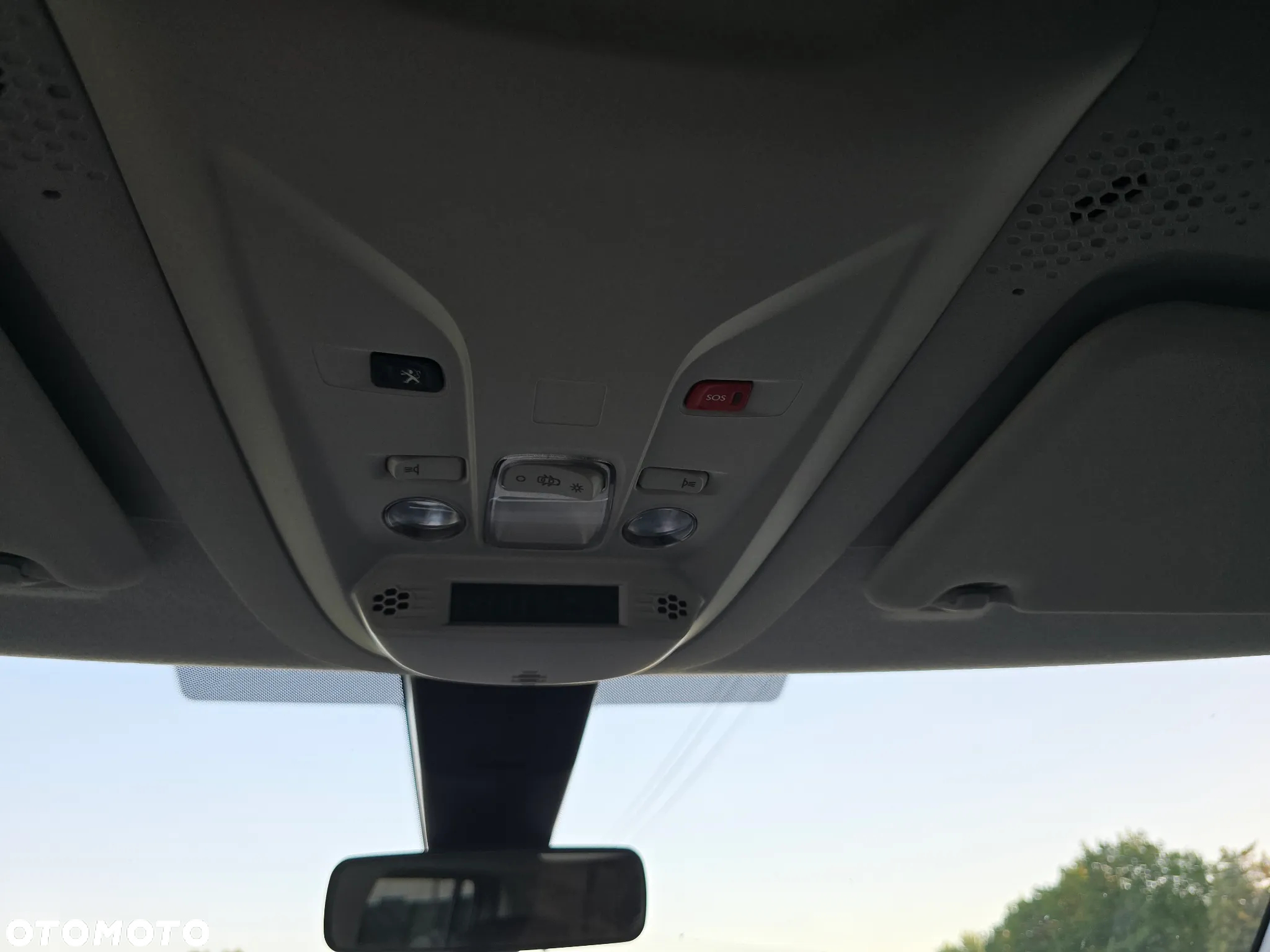 Peugeot Rifter BlueHDI 100 L1 Allure - 28