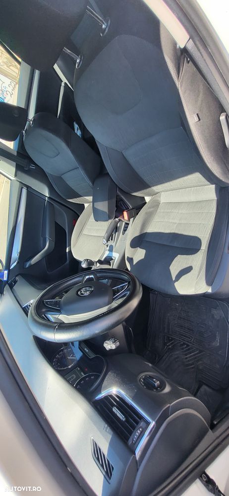 Skoda Octavia 2.0 TDI Style - 13