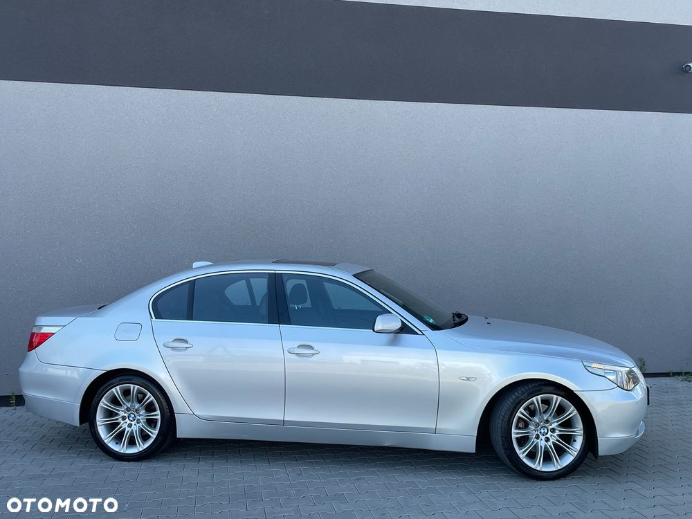 BMW Seria 5 525i - 7