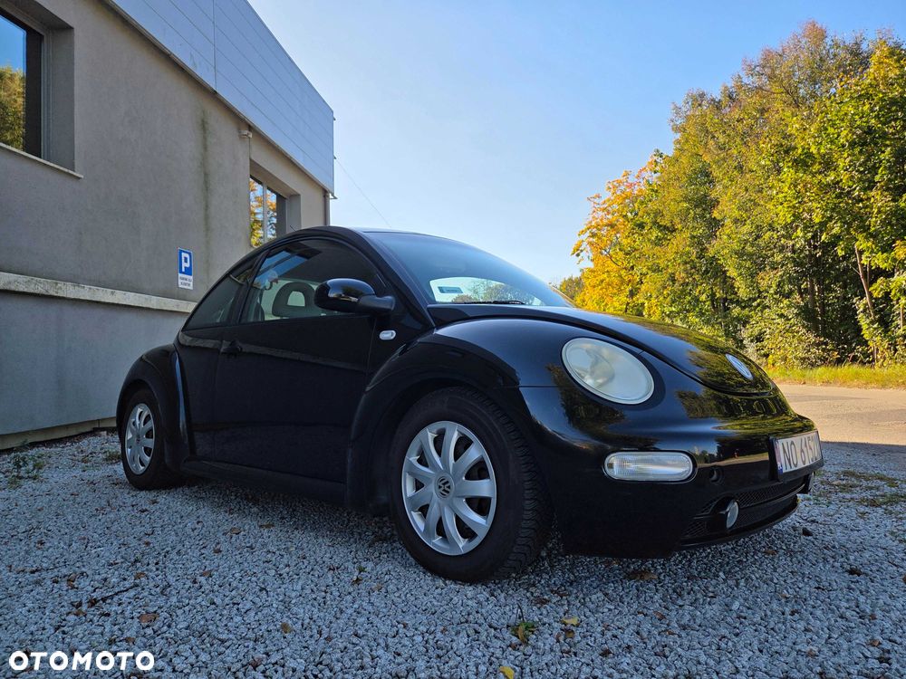 Volkswagen New Beetle - 1