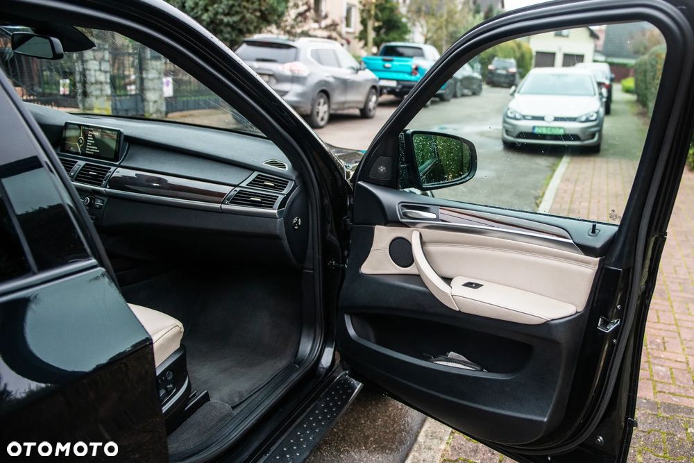 BMW X5 xDrive30d - 27