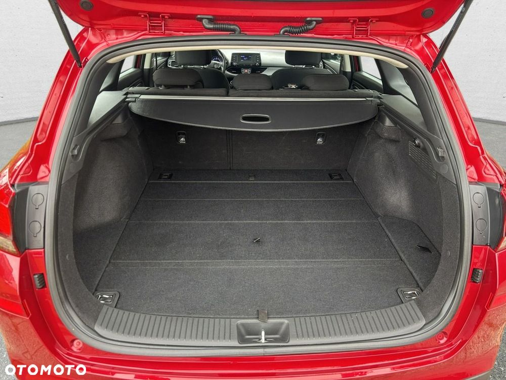 Hyundai i30 - 23