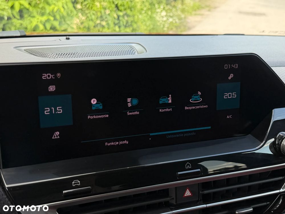 Citroën C4 1.2 PureTech Shine S&S - 19
