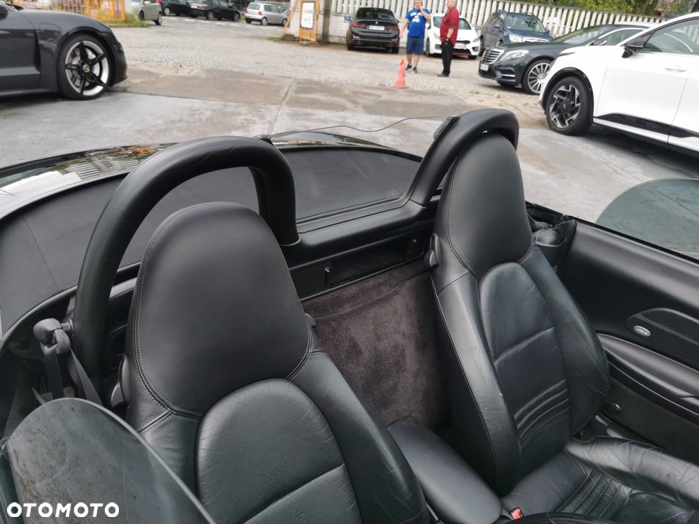 Porsche Boxster 2.7 - 5