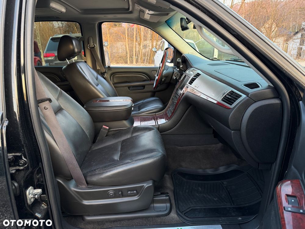 Cadillac Escalade 6.0 V8 Platinum - 20