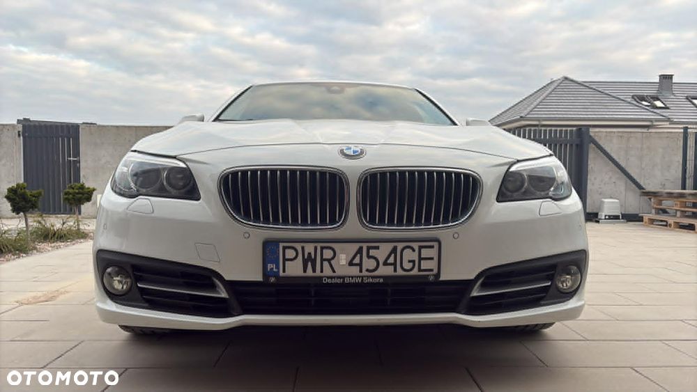 BMW Seria 5 535i xDrive Sport-Aut Luxury Line - 4