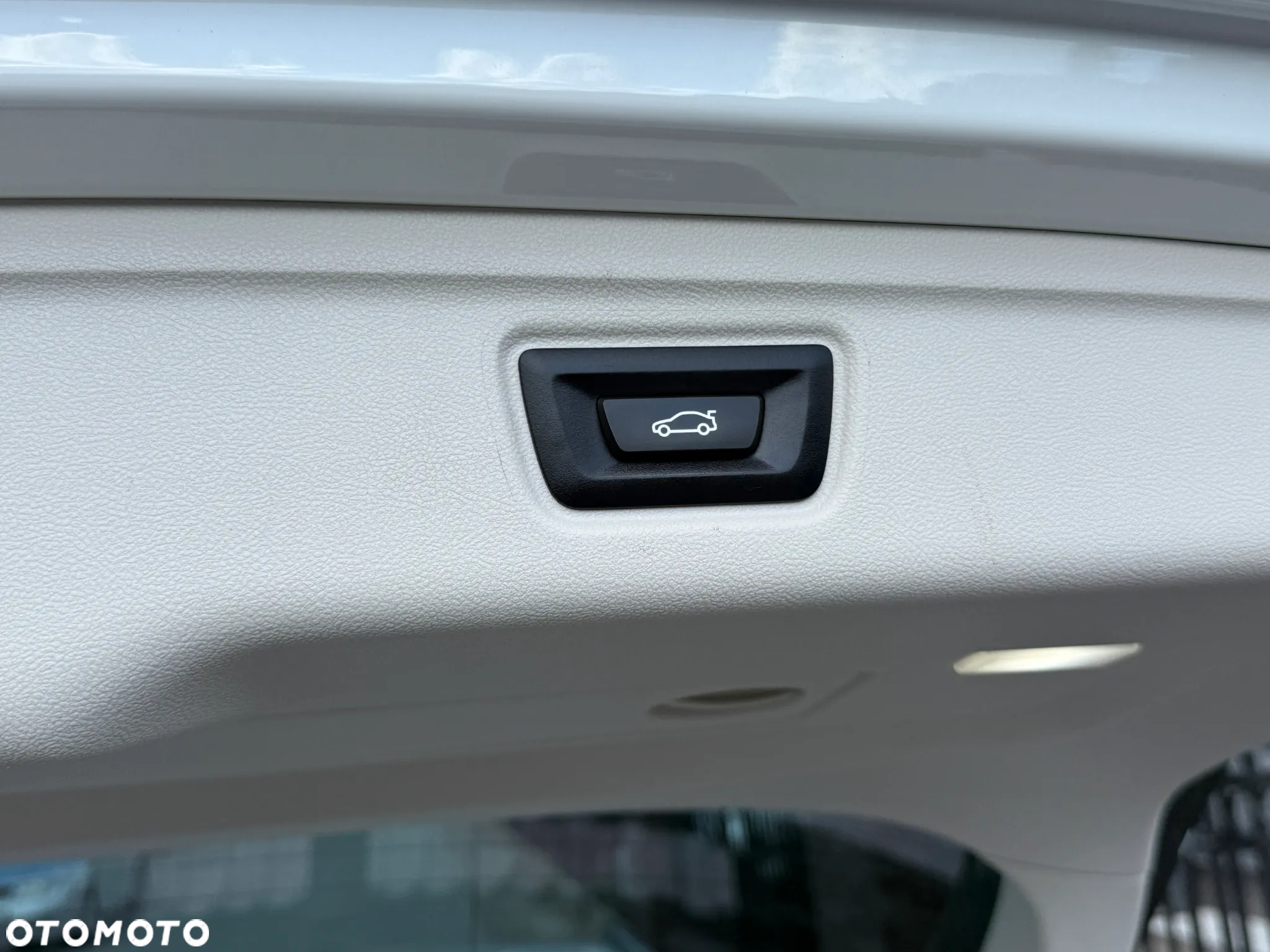 BMW Seria 3 318i Advantage - 37
