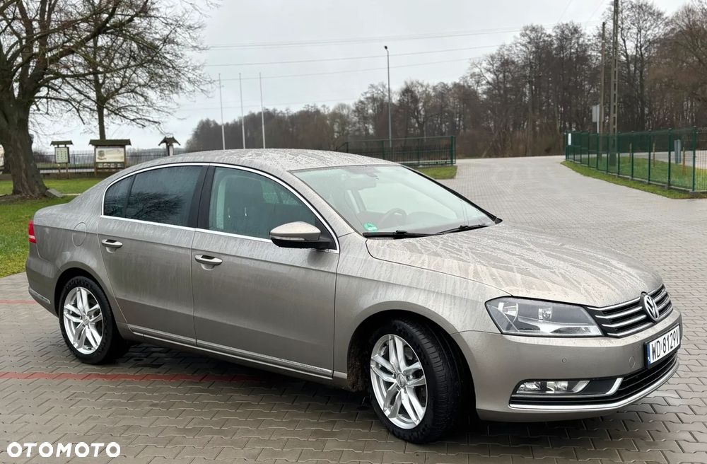 Volkswagen Passat - 10