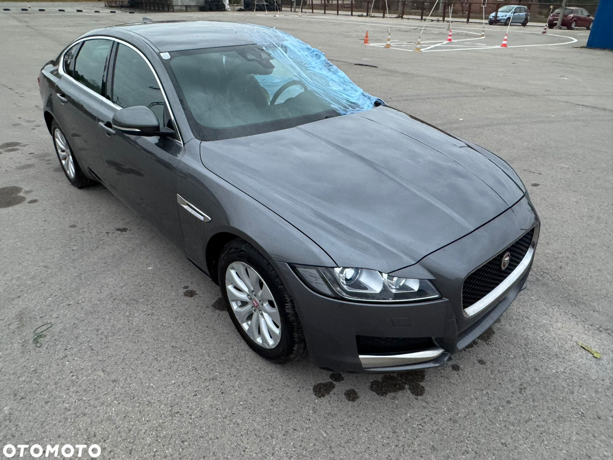 Jaguar XF E-Performance Prestige - 29